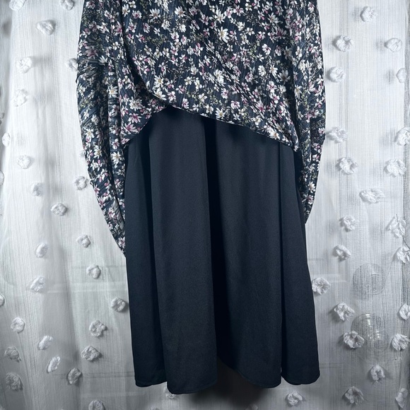 LOFT Women’s Black Floral Midi Skirt Velvet Waistband Size Small - Picture 4 of 10